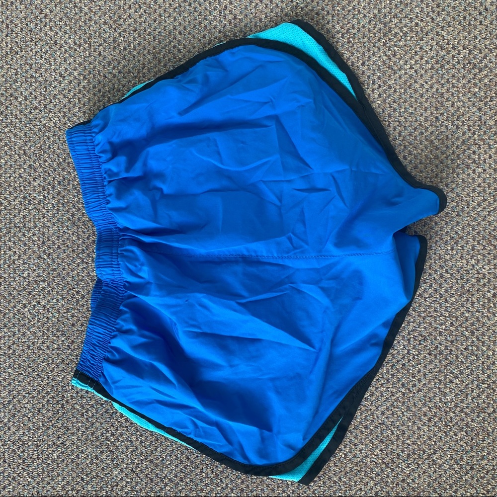 Nike Tempo shorts - Picture 2 of 2